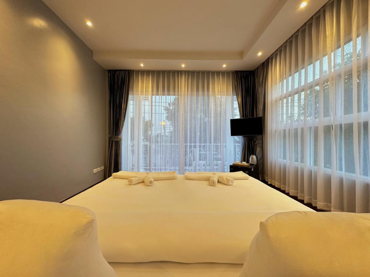 The White House Rachamankha เดอะ ไวท์เฮ้าส์ ราชมรรคา Hostel Csiangmaj Kültér fotó