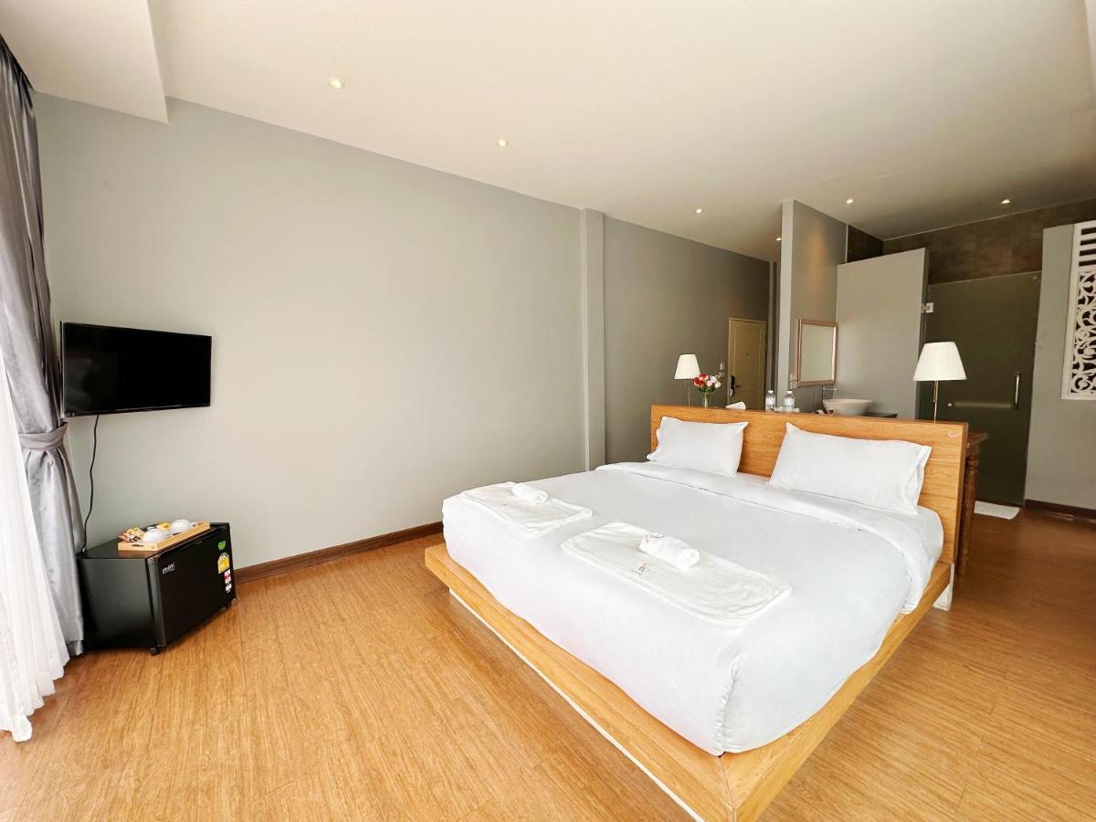 The White House Rachamankha เดอะ ไวท์เฮ้าส์ ราชมรรคา Hostel Csiangmaj Kültér fotó